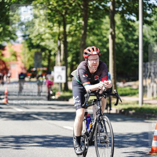 09.08.2026 - GEWOBA Citytriathlon Bremen Michael Burmester http://msf.ph/oto/9951685 09.08.2026 14:19:27 Radfahren 197, 204, 230, 261, 281, 319, 330, 335, 342, 434, 487, 521, 523 meine-sportfotos.de