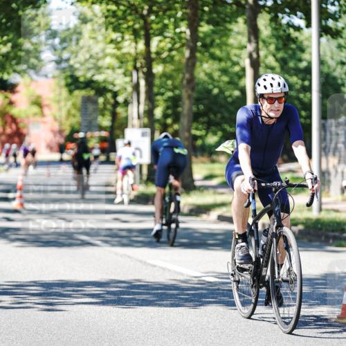 09.08.2026 - GEWOBA Citytriathlon Bremen Michael Burmester http://msf.ph/oto/9951710 09.08.2026 14:19:40 Radfahren 142, 166, 196, 206, 222, 230, 234, 239, 261, 262, 273, 281, 319, 326, 330, 342, 454, 521 meine-sportfotos.de