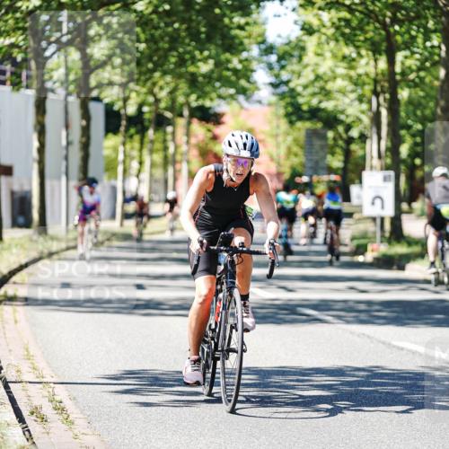09.08.2026 - GEWOBA Citytriathlon Bremen Michael Burmester http://msf.ph/oto/9951777 09.08.2026 14:20:23 Radfahren 199, 233, 250, 313, 368, 384, 398, 417, 450, 456, 482, 532 meine-sportfotos.de