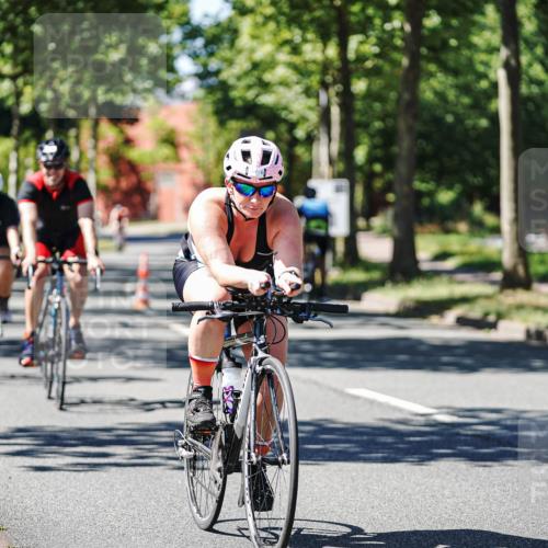 09.08.2026 - GEWOBA Citytriathlon Bremen Michael Burmester http://msf.ph/oto/9951785 09.08.2026 14:20:29 Radfahren 233, 250, 282, 338, 384, 398, 450, 456, 482, 532 meine-sportfotos.de