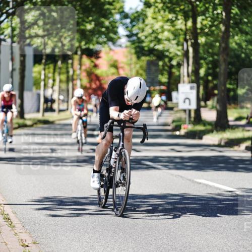 09.08.2026 - GEWOBA Citytriathlon Bremen Michael Burmester http://msf.ph/oto/9951814 09.08.2026 14:20:52 Radfahren 30, 198, 214, 252, 264, 390, 402, 501, 508 meine-sportfotos.de