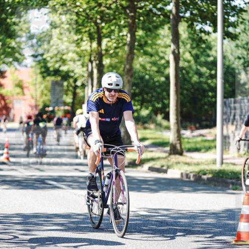 09.08.2026 - GEWOBA Citytriathlon Bremen Michael Burmester http://msf.ph/oto/9951847 09.08.2026 14:21:24 Radfahren 167, 194, 299, 348, 388, 405, 412, 421, 422, 428, 440, 493, 525 meine-sportfotos.de