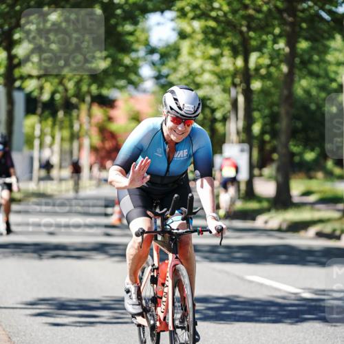 09.08.2026 - GEWOBA Citytriathlon Bremen Michael Burmester http://msf.ph/oto/9951863 09.08.2026 14:21:34 Radfahren 138, 194, 195, 201, 299, 393, 421, 422, 428, 493, 525 meine-sportfotos.de