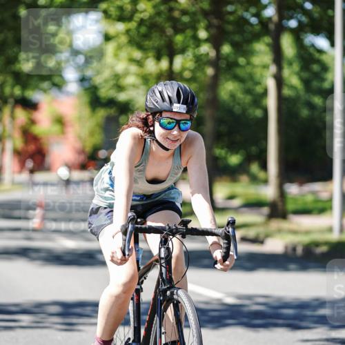 09.08.2026 - GEWOBA Citytriathlon Bremen Michael Burmester http://msf.ph/oto/9951877 09.08.2026 14:21:44 Radfahren 23, 138, 194, 195, 201, 358, 393, 423, 437, 442, 449 meine-sportfotos.de
