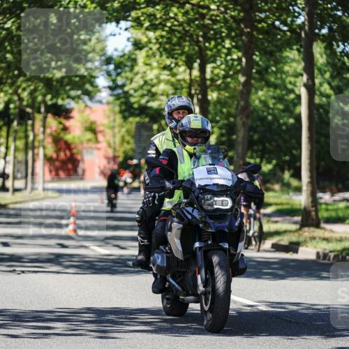 09.08.2026 - GEWOBA Citytriathlon Bremen Michael Burmester http://msf.ph/oto/9951886 09.08.2026 14:21:52 Radfahren 23, 195, 358, 393, 423, 437, 442, 449 meine-sportfotos.de