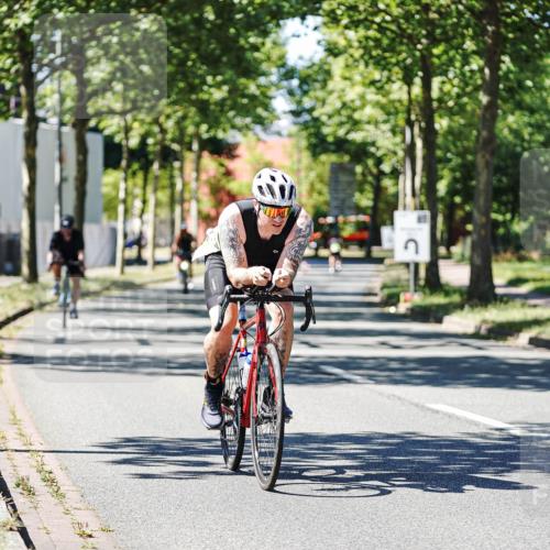 09.08.2026 - GEWOBA Citytriathlon Bremen Michael Burmester http://msf.ph/oto/9951915 09.08.2026 14:22:30 Radfahren 104, 241, 275, 389, 394, 397, 411, 413 meine-sportfotos.de