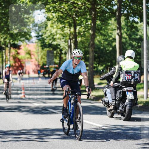 09.08.2026 - GEWOBA Citytriathlon Bremen Michael Burmester http://msf.ph/oto/9951988 09.08.2026 14:23:27 Radfahren 31, 318, 375, 379, 424, 426, 441, 463, 467 meine-sportfotos.de