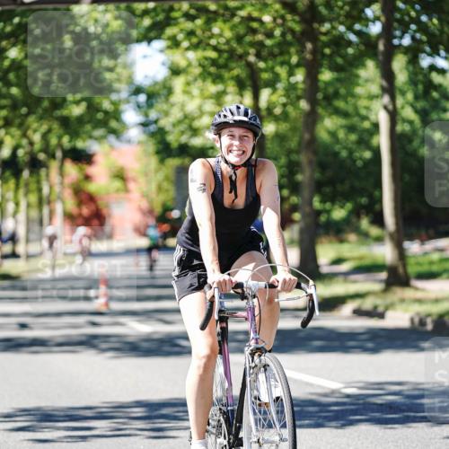 09.08.2026 - GEWOBA Citytriathlon Bremen Michael Burmester http://msf.ph/oto/9952017 09.08.2026 14:23:51 Radfahren 246, 248, 430, 435, 465, 471, 472, 489, 494, 516 meine-sportfotos.de