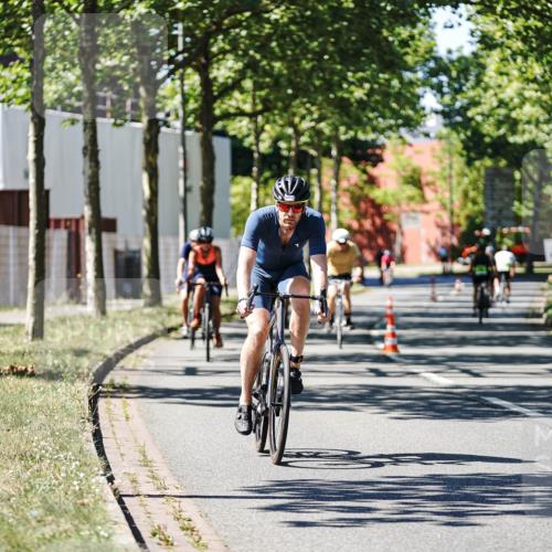 09.08.2026 - GEWOBA Citytriathlon Bremen Michael Burmester http://msf.ph/oto/9952058 09.08.2026 14:24:32 Radfahren 160, 367, 451, 483, 488, 496, 505 meine-sportfotos.de