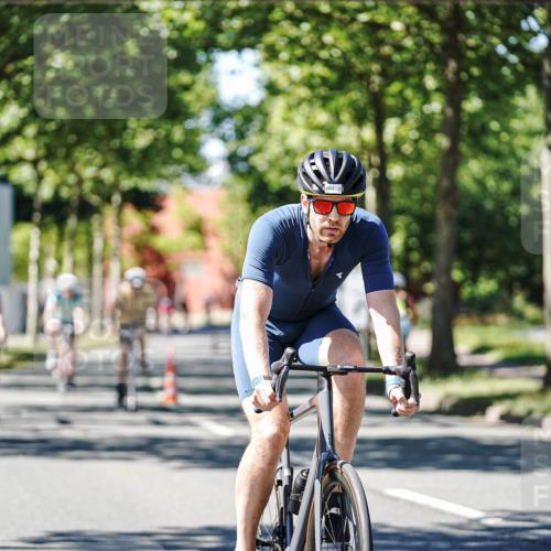 09.08.2026 - GEWOBA Citytriathlon Bremen Michael Burmester http://msf.ph/oto/9952061 09.08.2026 14:24:33 Radfahren 160, 367, 451, 483, 488, 496, 505 meine-sportfotos.de