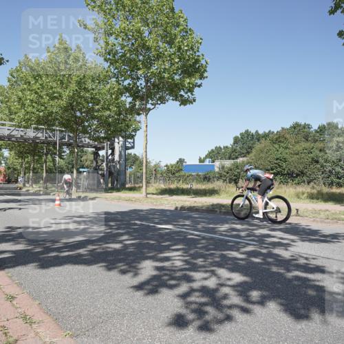 09.08.2026 - GEWOBA Citytriathlon Bremen Michael Burmester http://msf.ph/oto/9952153 09.08.2026 13:18:41 Radfahren 800, 956, 1115, 1159 meine-sportfotos.de