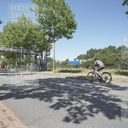09.08.2026 - GEWOBA Citytriathlon Bremen Michael Burmester http://msf.ph/oto/9952157 09.08.2026 13:18:45 Radfahren 800, 956, 1104, 1115, 1159 meine-sportfotos.de