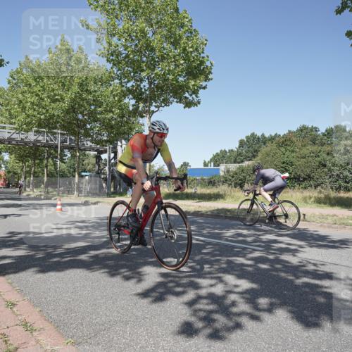 09.08.2026 - GEWOBA Citytriathlon Bremen Michael Burmester http://msf.ph/oto/9952182 09.08.2026 13:19:08 Radfahren 626, 753, 797, 870, 915, 1123 meine-sportfotos.de