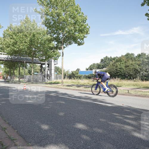 09.08.2026 - GEWOBA Citytriathlon Bremen Michael Burmester http://msf.ph/oto/9952234 09.08.2026 10:24:52 Radfahren 291, 314, 358 meine-sportfotos.de
