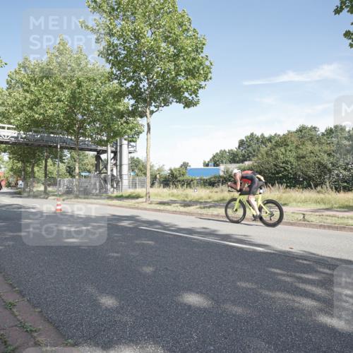 09.08.2026 - GEWOBA Citytriathlon Bremen Michael Burmester http://msf.ph/oto/9952244 09.08.2026 10:25:18 Radfahren 301, 323, 360, 377, 427 meine-sportfotos.de