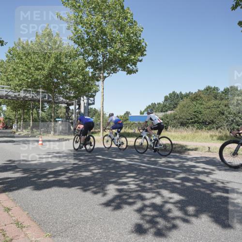 09.08.2026 - GEWOBA Citytriathlon Bremen Michael Burmester http://msf.ph/oto/9952268 09.08.2026 13:21:47 Radfahren 583 meine-sportfotos.de