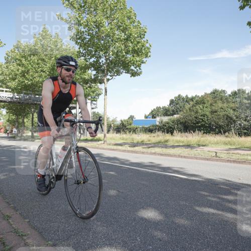 09.08.2026 - GEWOBA Citytriathlon Bremen Michael Burmester http://msf.ph/oto/9952332 09.08.2026 10:27:05 Radfahren 321, 342, 375, 400 meine-sportfotos.de