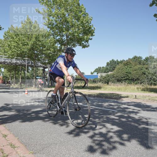 09.08.2026 - GEWOBA Citytriathlon Bremen Michael Burmester http://msf.ph/oto/9952335 09.08.2026 13:23:41 Radfahren 842, 853, 966 meine-sportfotos.de