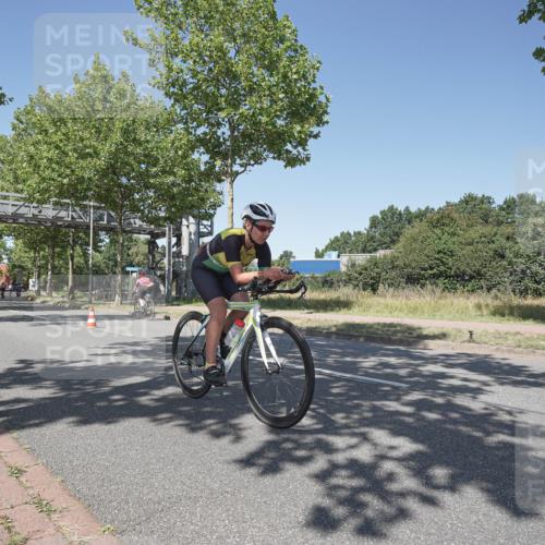 09.08.2026 - GEWOBA Citytriathlon Bremen Michael Burmester http://msf.ph/oto/9952365 09.08.2026 13:24:20 Radfahren 908, 917, 1020, 1120 meine-sportfotos.de