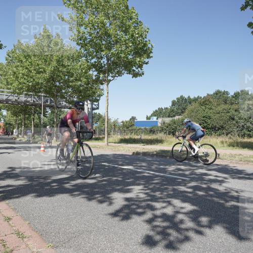 09.08.2026 - GEWOBA Citytriathlon Bremen Michael Burmester http://msf.ph/oto/9952373 09.08.2026 13:24:29 Radfahren 873, 908, 917, 1020, 1120 meine-sportfotos.de