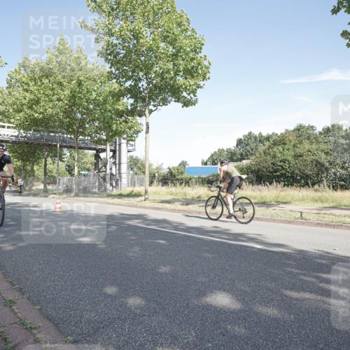 09.08.2026 - GEWOBA Citytriathlon Bremen Michael Burmester http://msf.ph/oto/9952392 09.08.2026 10:28:35 Radfahren 329, 332, 340, 362, 369 meine-sportfotos.de