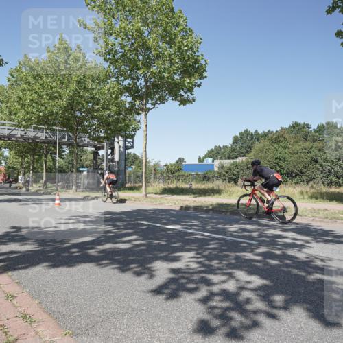 09.08.2026 - GEWOBA Citytriathlon Bremen Michael Burmester http://msf.ph/oto/9952393 09.08.2026 13:24:54 Radfahren 738, 885, 969, 1102 meine-sportfotos.de