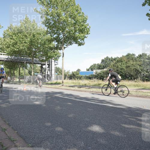 09.08.2026 - GEWOBA Citytriathlon Bremen Michael Burmester http://msf.ph/oto/9952404 09.08.2026 10:28:49 Radfahren 356, 369, 394, 465, 517, 519 meine-sportfotos.de