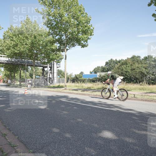09.08.2026 - GEWOBA Citytriathlon Bremen Michael Burmester http://msf.ph/oto/9952531 09.08.2026 10:30:40 Radfahren 334, 382, 470, 520 meine-sportfotos.de