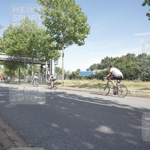09.08.2026 - GEWOBA Citytriathlon Bremen Michael Burmester http://msf.ph/oto/9952559 09.08.2026 10:31:00 Radfahren 299, 311, 317, 320, 497 meine-sportfotos.de