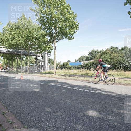 09.08.2026 - GEWOBA Citytriathlon Bremen Michael Burmester http://msf.ph/oto/9952573 09.08.2026 10:31:17 Radfahren 59, 304, 454, 497 meine-sportfotos.de
