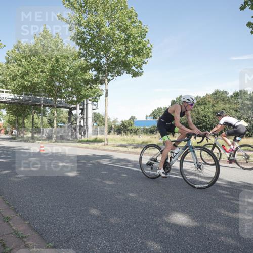 09.08.2026 - GEWOBA Citytriathlon Bremen Michael Burmester http://msf.ph/oto/9952581 09.08.2026 10:31:28 Radfahren 304, 365, 430, 454, 472 meine-sportfotos.de