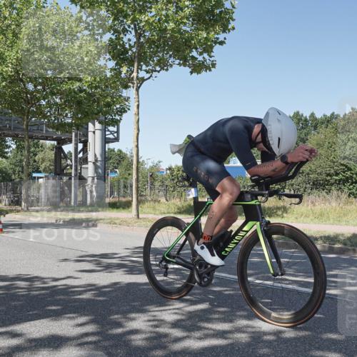 09.08.2026 - GEWOBA Citytriathlon Bremen Michael Burmester http://msf.ph/oto/9952596 09.08.2026 14:05:26 Radfahren 23, 532 meine-sportfotos.de