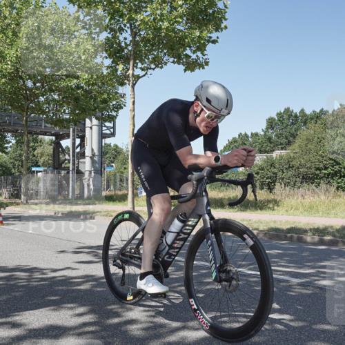 09.08.2026 - GEWOBA Citytriathlon Bremen Michael Burmester http://msf.ph/oto/9952600 09.08.2026 14:05:58 Radfahren 30 meine-sportfotos.de