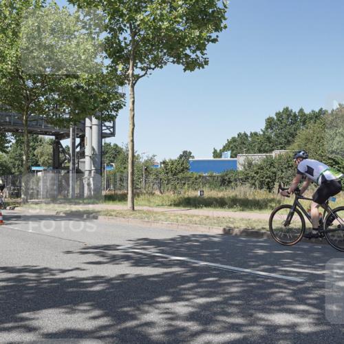 09.08.2026 - GEWOBA Citytriathlon Bremen Michael Burmester http://msf.ph/oto/9952712 09.08.2026 14:09:43 Radfahren 164, 178 meine-sportfotos.de