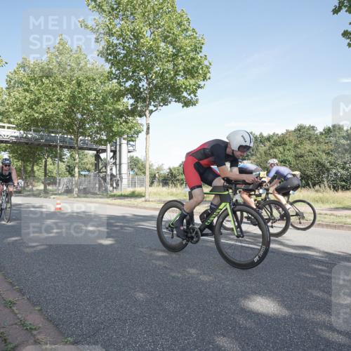 09.08.2026 - GEWOBA Citytriathlon Bremen Michael Burmester http://msf.ph/oto/9952724 09.08.2026 10:33:02 Radfahren 1, 83, 103, 173, 305, 353, 370, 413, 419, 453, 457, 486, 493, 503, 508, 526 meine-sportfotos.de