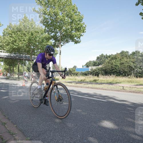 09.08.2026 - GEWOBA Citytriathlon Bremen Michael Burmester http://msf.ph/oto/9952746 09.08.2026 10:33:12 Radfahren 1, 63, 83, 103, 302, 413, 419, 453, 457, 483, 486, 493 meine-sportfotos.de