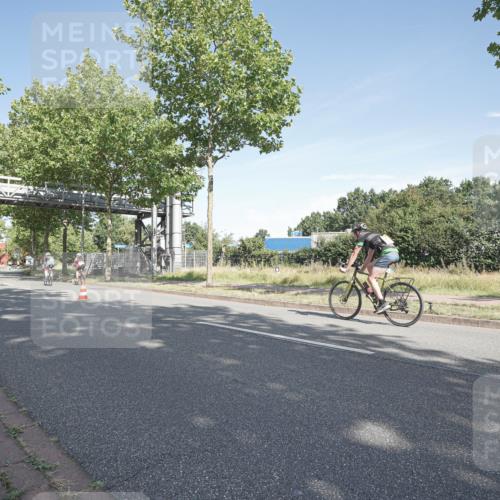 09.08.2026 - GEWOBA Citytriathlon Bremen Michael Burmester http://msf.ph/oto/9952748 09.08.2026 10:33:12 Radfahren 1, 63, 83, 103, 302, 413, 419, 453, 457, 483, 486, 493 meine-sportfotos.de