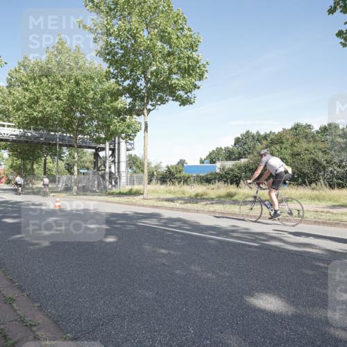 09.08.2026 - GEWOBA Citytriathlon Bremen Michael Burmester http://msf.ph/oto/9952788 09.08.2026 10:33:59 Radfahren 215, 292, 306, 448, 455, 474, 490, 522, 531 meine-sportfotos.de