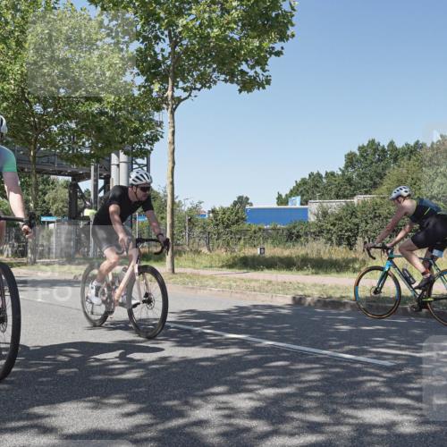 09.08.2026 - GEWOBA Citytriathlon Bremen Michael Burmester http://msf.ph/oto/9952821 09.08.2026 14:11:18 Radfahren 11, 13, 26, 33, 41, 68, 76, 79, 84, 85, 109, 113, 117, 129, 139, 143, 144, 150, 155 meine-sportfotos.de