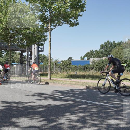 09.08.2026 - GEWOBA Citytriathlon Bremen Michael Burmester http://msf.ph/oto/9952917 09.08.2026 14:12:49 Radfahren 21, 22, 24, 134, 148, 159, 294 meine-sportfotos.de