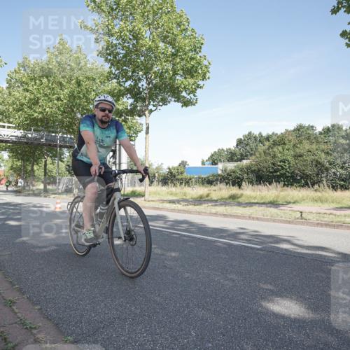 09.08.2026 - GEWOBA Citytriathlon Bremen Michael Burmester http://msf.ph/oto/9952952 09.08.2026 10:35:35 Radfahren 15, 37, 43, 57, 87, 141, 175, 181, 189, 217, 243, 361, 423, 504 meine-sportfotos.de