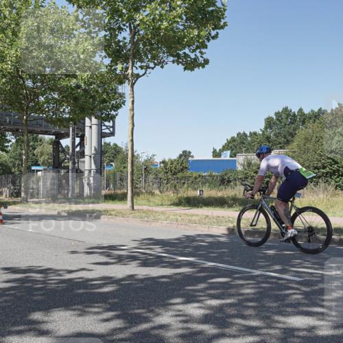 09.08.2026 - GEWOBA Citytriathlon Bremen Michael Burmester http://msf.ph/oto/9952955 09.08.2026 14:13:12 Radfahren 2, 38, 54, 82, 279, 304 meine-sportfotos.de