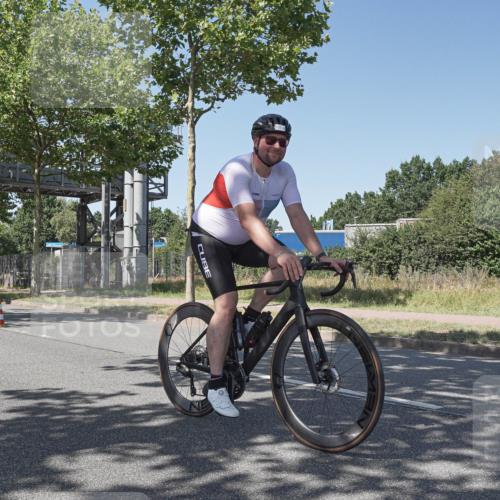 09.08.2026 - GEWOBA Citytriathlon Bremen Michael Burmester http://msf.ph/oto/9952981 09.08.2026 14:13:35 Radfahren 12, 17, 36, 52, 74, 86, 98, 115, 152, 158, 179, 180, 200, 254, 346, 353 meine-sportfotos.de
