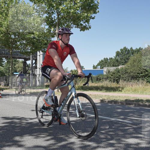09.08.2026 - GEWOBA Citytriathlon Bremen Michael Burmester http://msf.ph/oto/9952985 09.08.2026 14:13:37 Radfahren 12, 17, 52, 74, 86, 95, 98, 115, 152, 158, 179, 180, 200, 254, 346, 353 meine-sportfotos.de