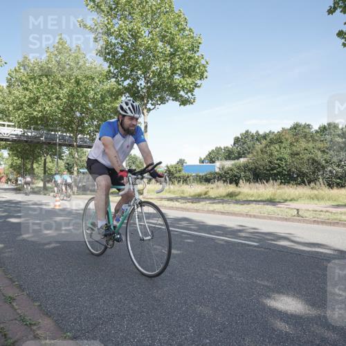 09.08.2026 - GEWOBA Citytriathlon Bremen Michael Burmester http://msf.ph/oto/9953018 09.08.2026 10:36:10 Radfahren 23, 151, 153, 167, 187, 390, 444, 460, 466, 480, 530 meine-sportfotos.de