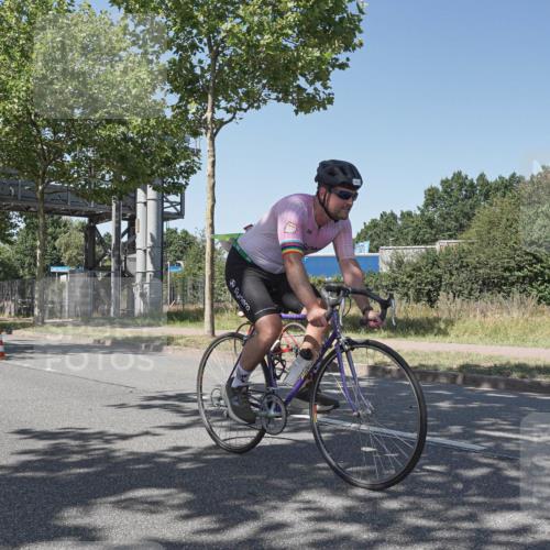 09.08.2026 - GEWOBA Citytriathlon Bremen Michael Burmester http://msf.ph/oto/9953019 09.08.2026 14:14:03 Radfahren 47, 57, 69, 126, 130, 146, 186 meine-sportfotos.de