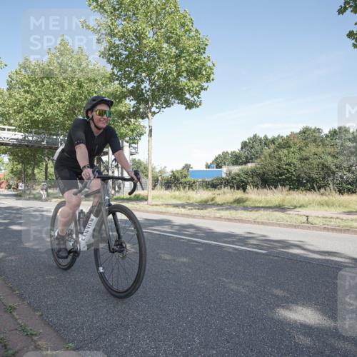 09.08.2026 - GEWOBA Citytriathlon Bremen Michael Burmester http://msf.ph/oto/9953082 09.08.2026 10:36:50 Radfahren 13, 33, 41, 67, 93, 111, 157, 191, 225, 235, 247, 281, 349, 426, 491 meine-sportfotos.de