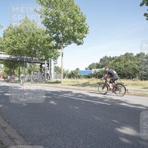09.08.2026 - GEWOBA Citytriathlon Bremen Michael Burmester http://msf.ph/oto/9953100 09.08.2026 10:37:07 Radfahren 13, 31, 33, 55, 85, 113, 155, 205, 451 meine-sportfotos.de
