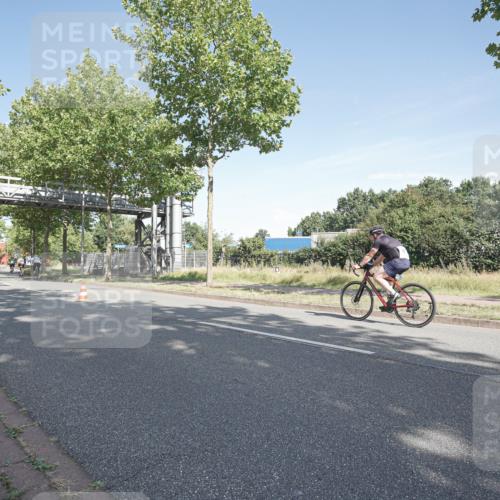 09.08.2026 - GEWOBA Citytriathlon Bremen Michael Burmester http://msf.ph/oto/9953130 09.08.2026 10:37:37 Radfahren 185, 434 meine-sportfotos.de