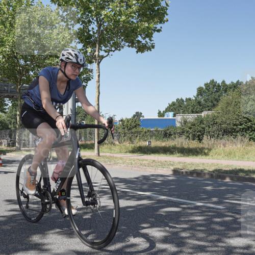 09.08.2026 - GEWOBA Citytriathlon Bremen Michael Burmester http://msf.ph/oto/9953187 09.08.2026 14:16:27 Radfahren 20, 58, 132, 203, 217, 220, 240, 271, 284, 345, 351, 360 meine-sportfotos.de